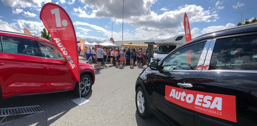 Slunečná v Auto ESA Ostrava!