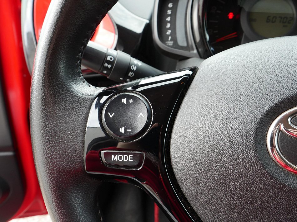 Toyota Aygo 1.0i 