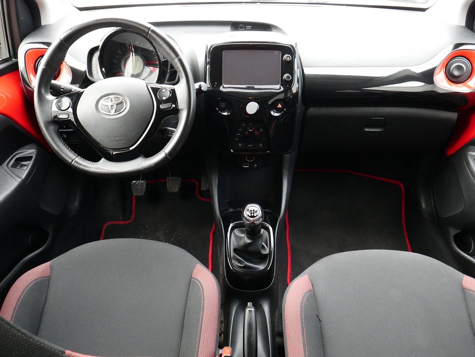 Toyota Aygo 1.0i 