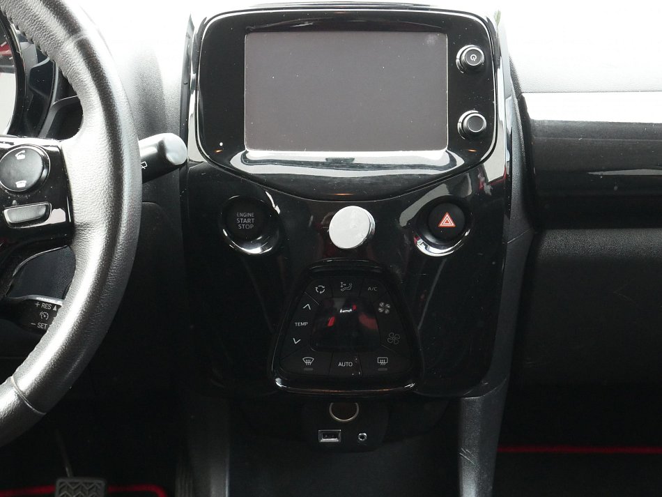 Toyota Aygo 1.0i 