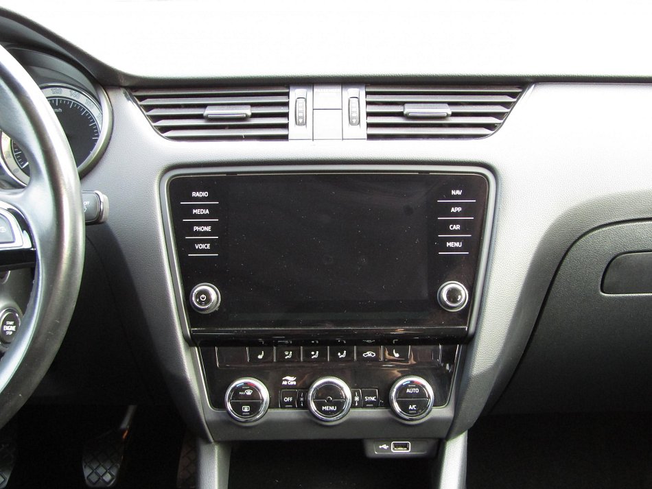 Škoda Octavia III 2.0 TDi Style