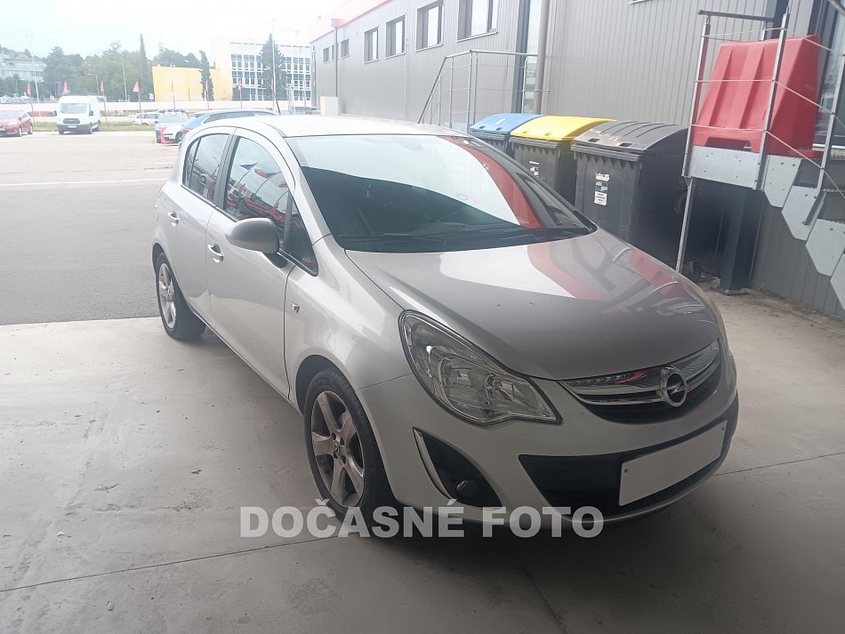 Opel Corsa 1.2i 