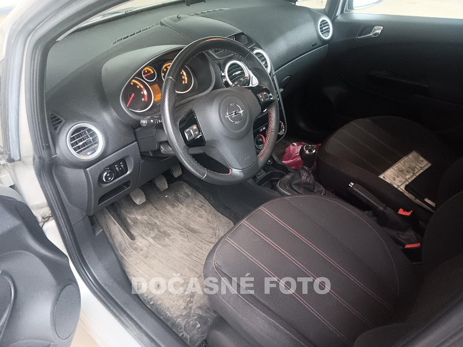 Opel Corsa 1.2i 
