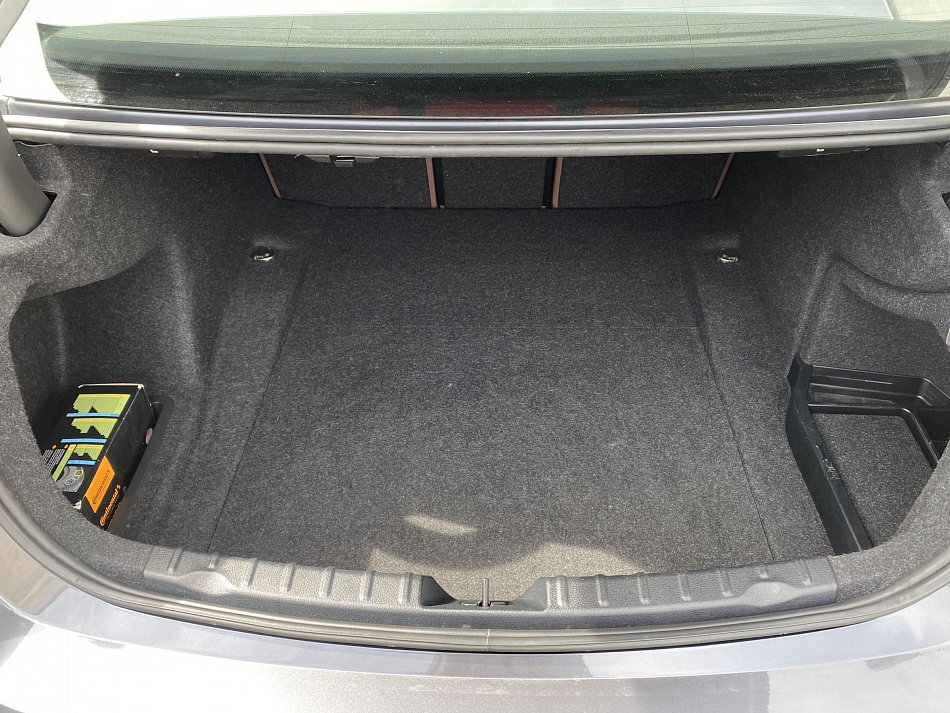 BMW Řada 3 3.0i  335i