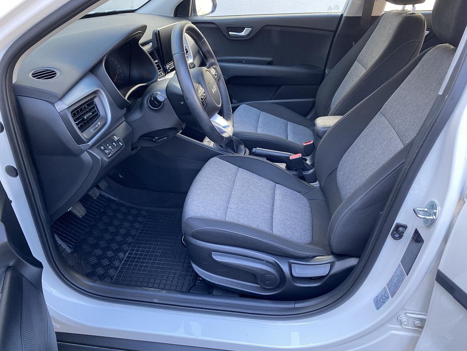 Kia Stonic 1.2i 