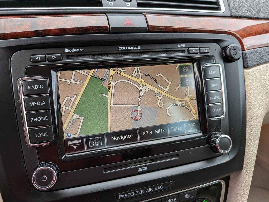 Škoda Superb II 2.0 TDi Elegance