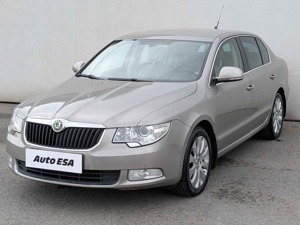 Škoda Superb II 2.0 TDi Elegance