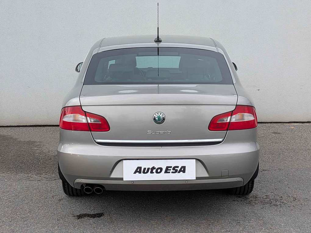 Škoda Superb II 2.0 TDi Elegance