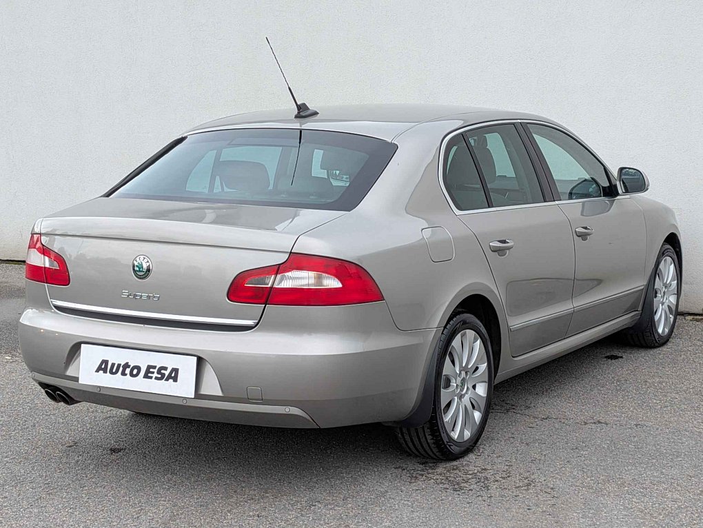 Škoda Superb II 2.0 TDi Elegance
