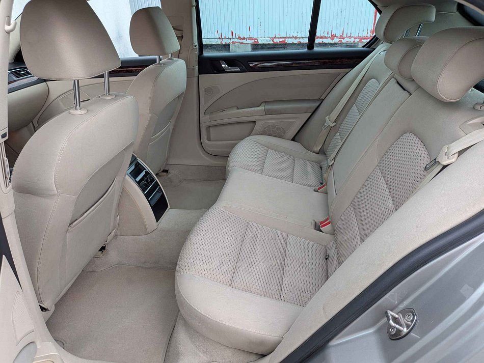 Škoda Superb II 2.0 TDi Elegance