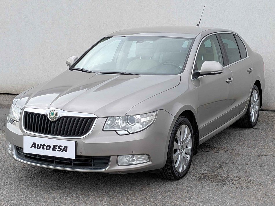 Škoda Superb II 2.0 TDi Elegance