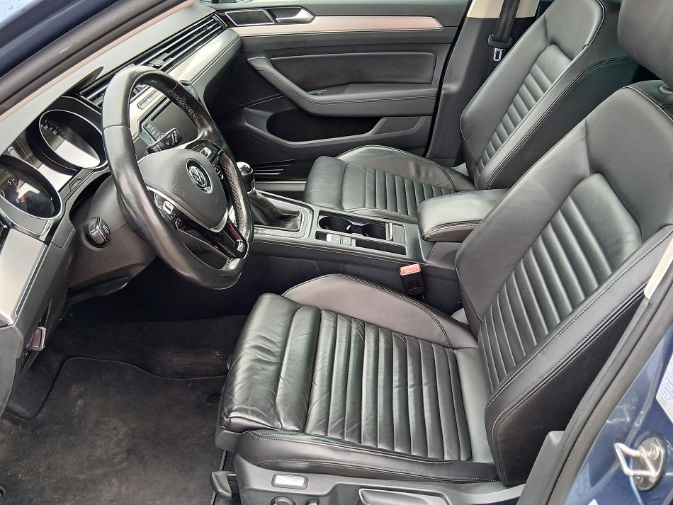 Volkswagen Passat 2.0 TDi Highline