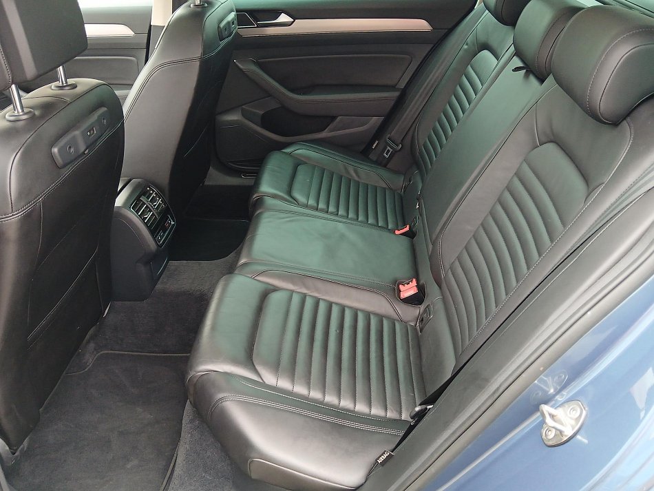 Volkswagen Passat 2.0 TDi Highline