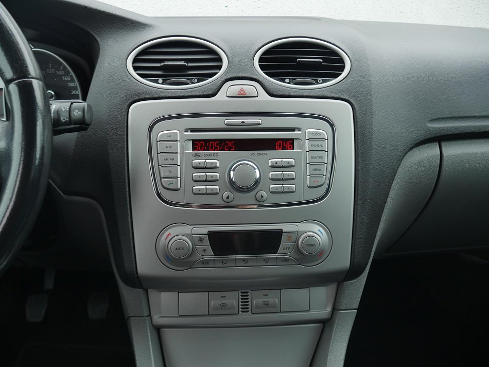 Ford Focus 1.6 i Titanium