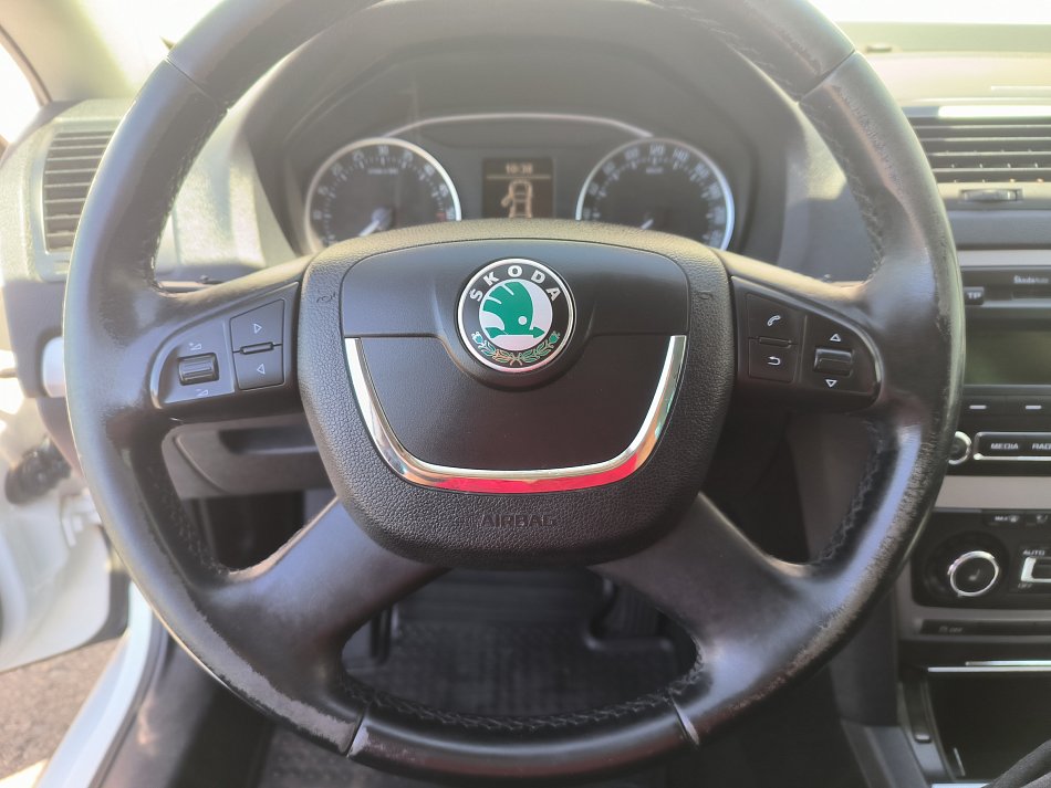 Škoda Octavia II 2-0 TDi Elegance 4x4