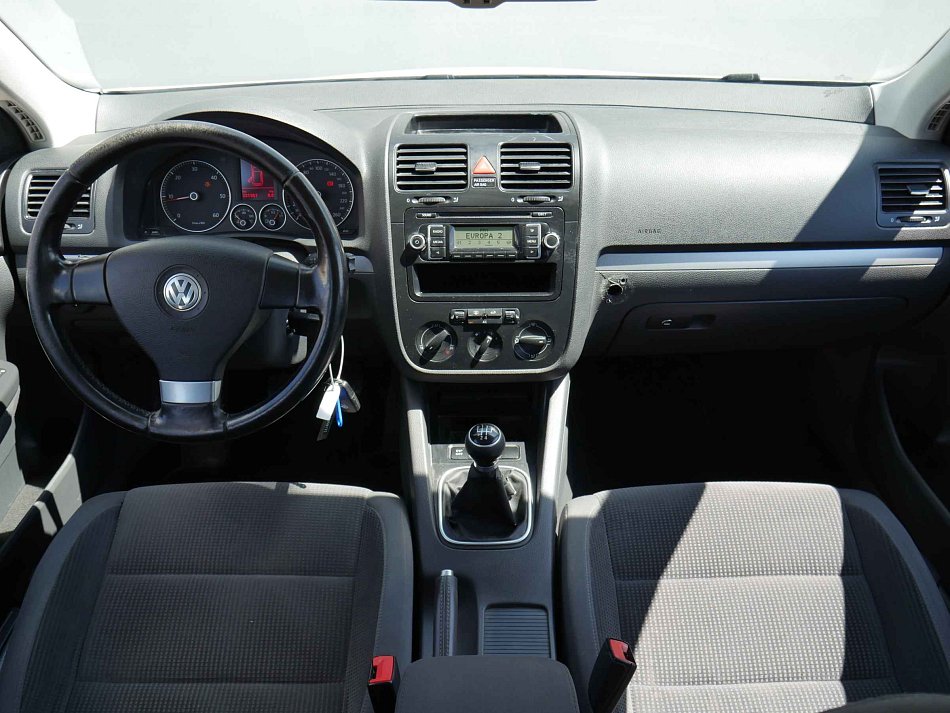 Volkswagen Golf 1.9TDi 