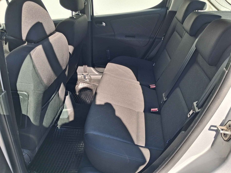 Peugeot 207 1.4i 