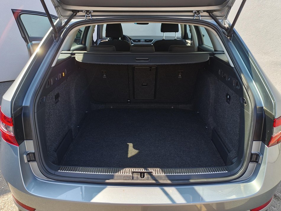 Škoda Superb III 2.0 TDi Ambition