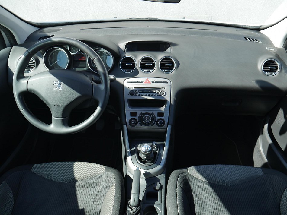 Peugeot 308 1.6 HDi 