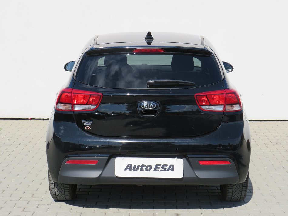 Kia Rio 1.4i 