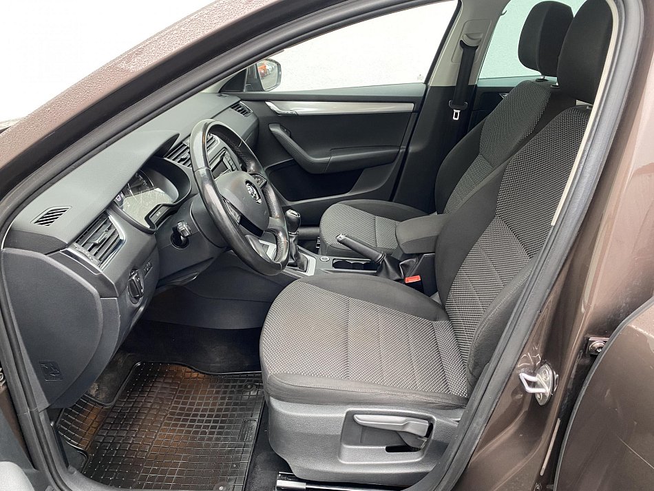 Škoda Octavia III 2.0 TDi Ambiente