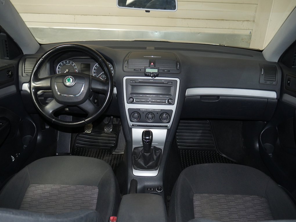 Škoda Octavia II 1.6 TDI 