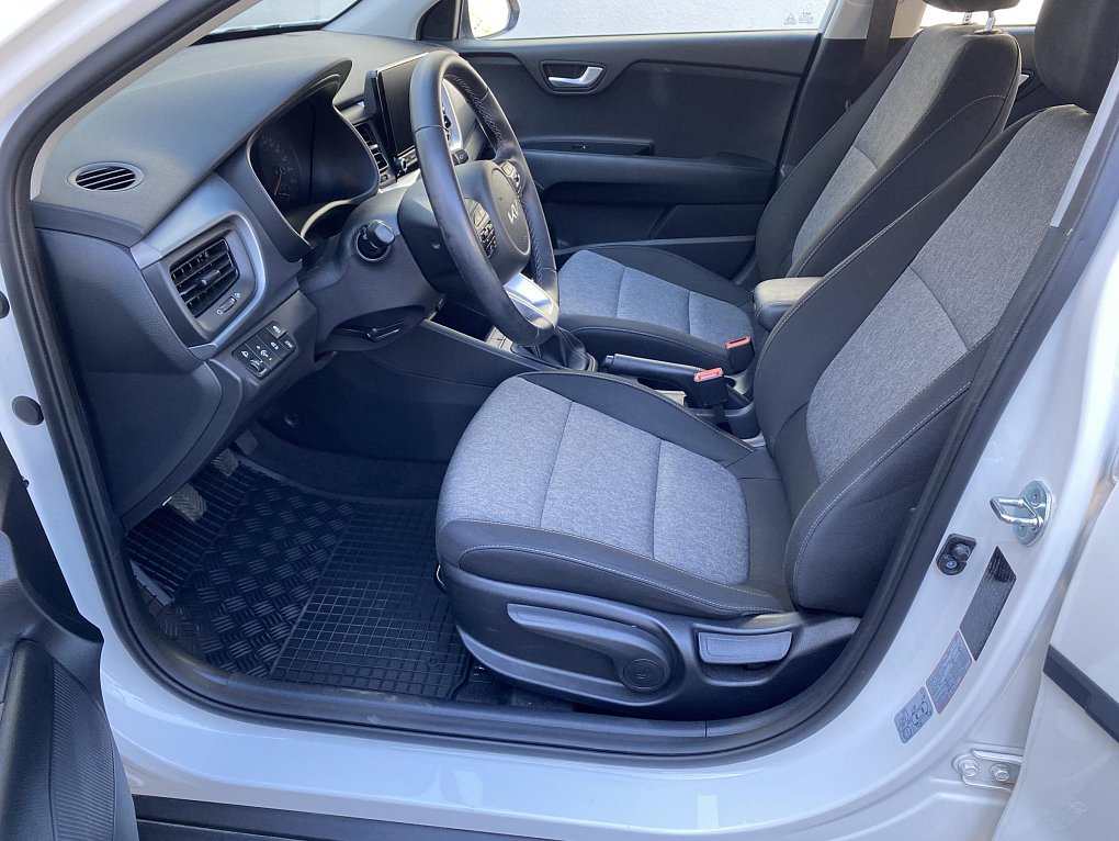 Kia Stonic 1.2i 
