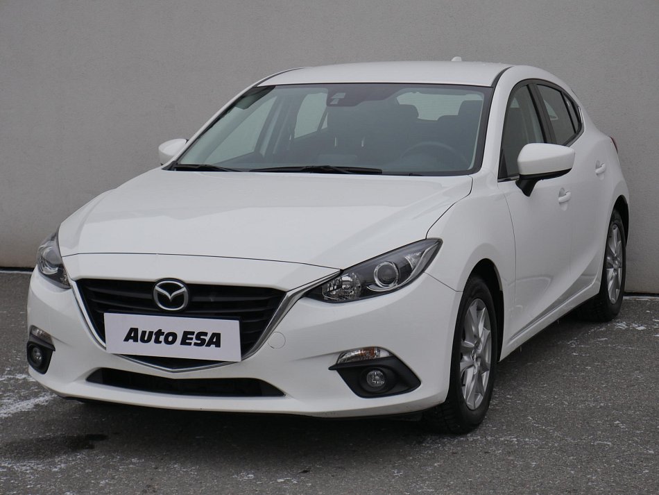 Mazda 3 1.5i 