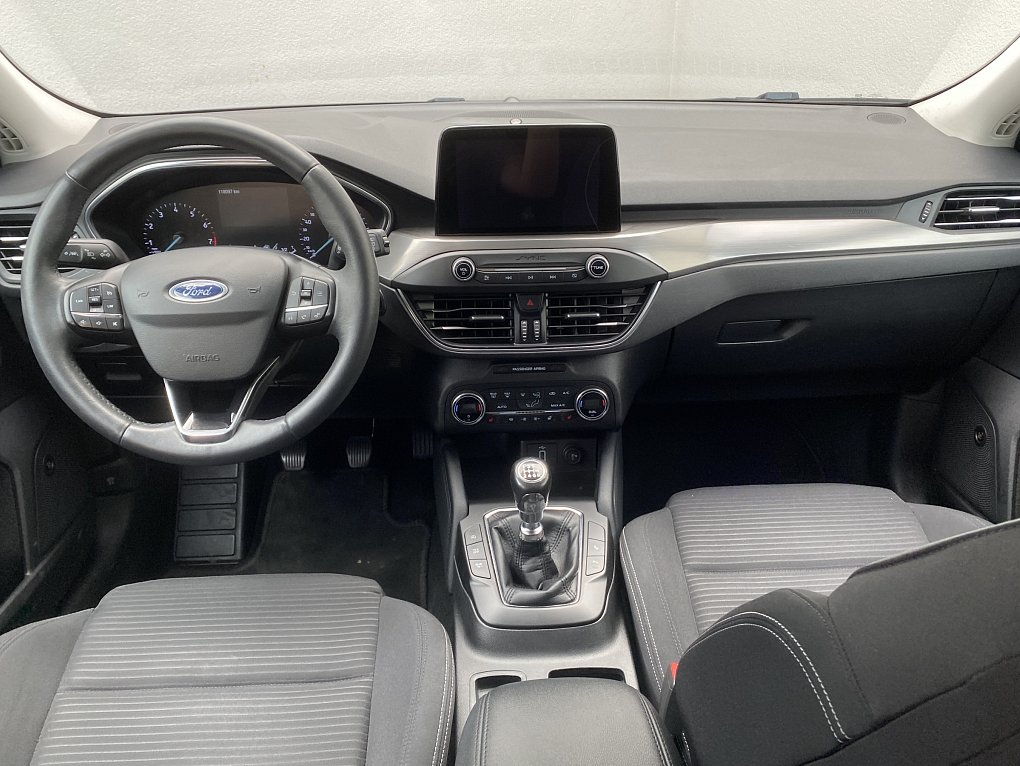 Ford Focus 1.0EB Titanium