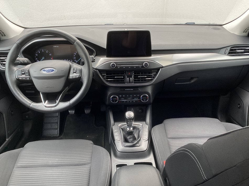 Ford Focus 1.0EB Titanium