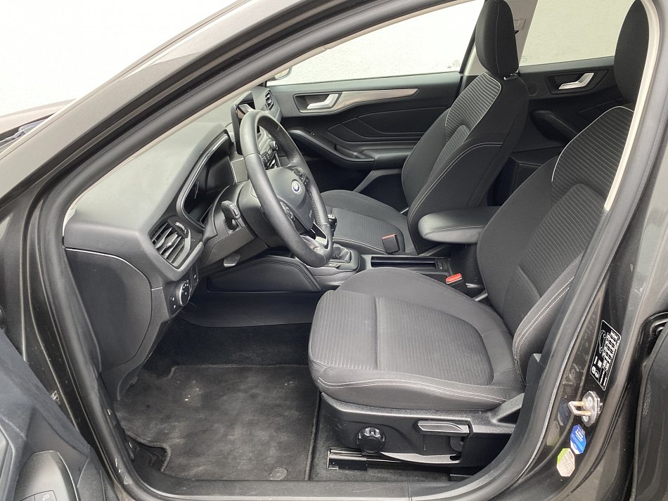 Ford Focus 1.0EB Titanium