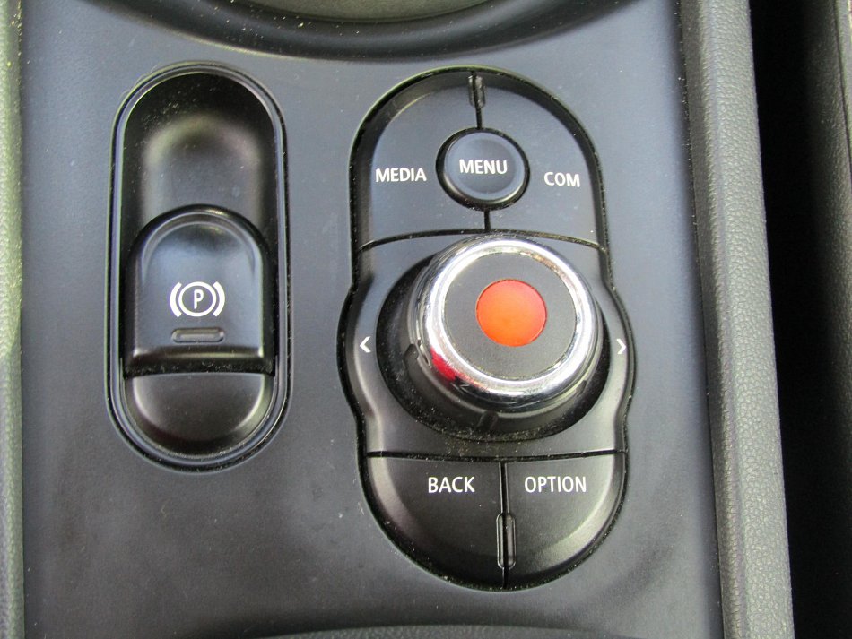Mini Cooper 1.5i 
