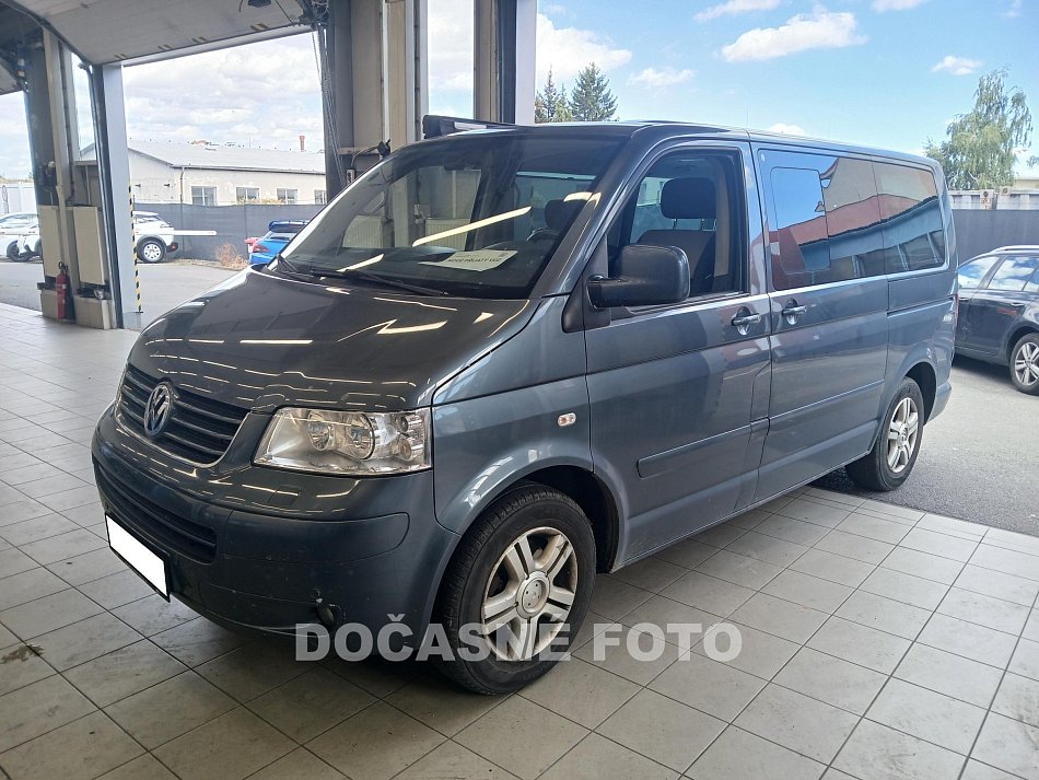 Volkswagen Multivan 2.5TDi 