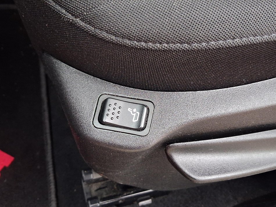 Jeep Renegade 1.4 M-AIR Longitude