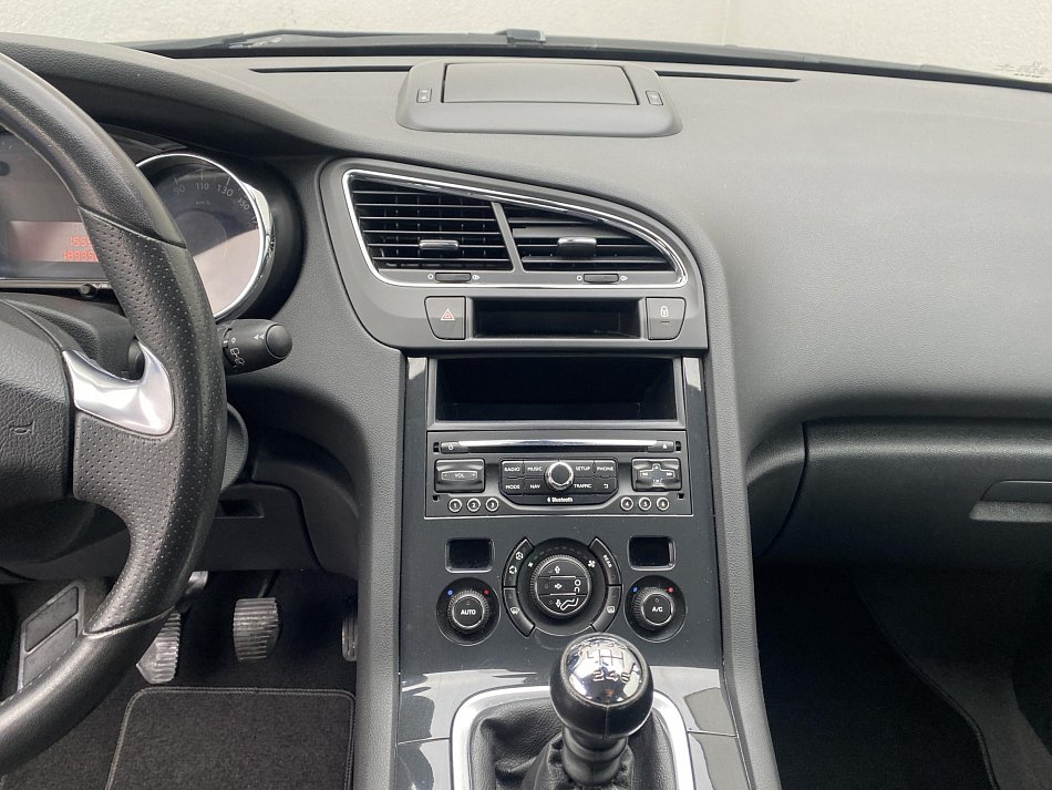 Peugeot 5008 1.6 HDi Allure