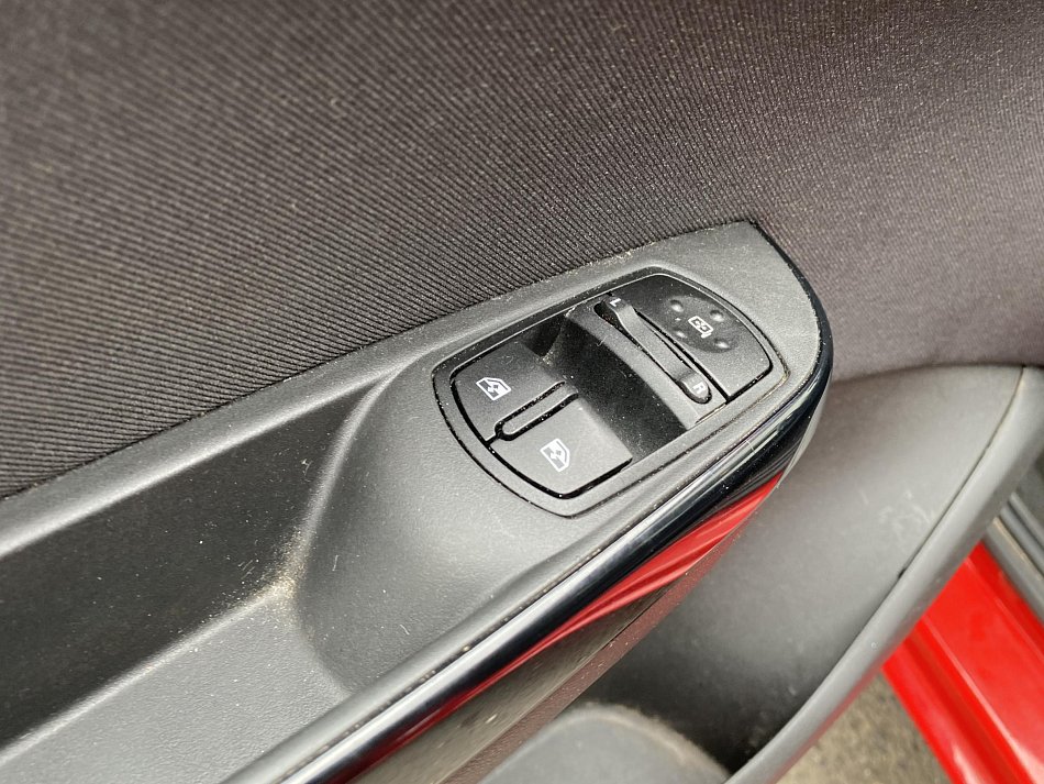 Opel Corsa 1.4i Active