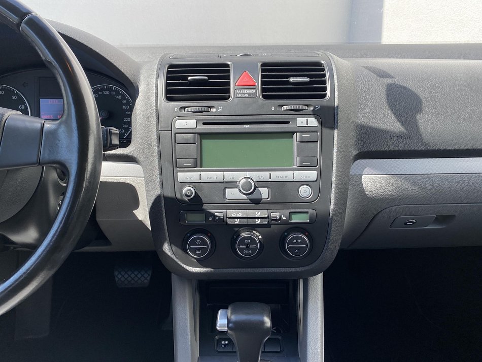 Volkswagen Golf 1.4 TSi 