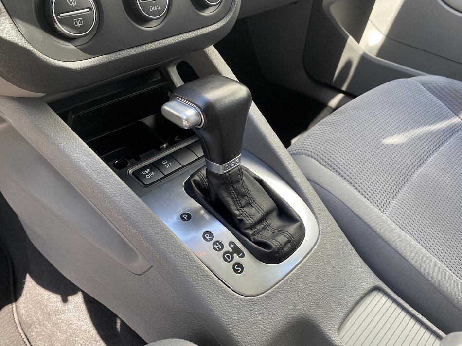 Volkswagen Golf 1.4 TSi 