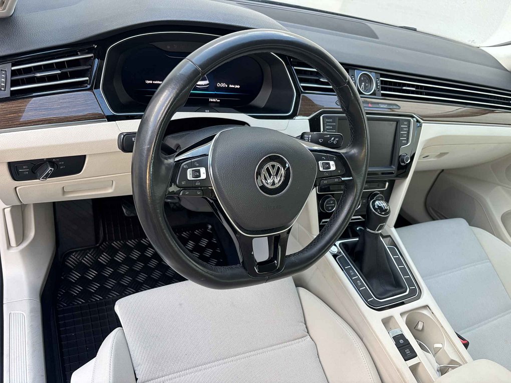 Volkswagen Passat 1.8TSi 
