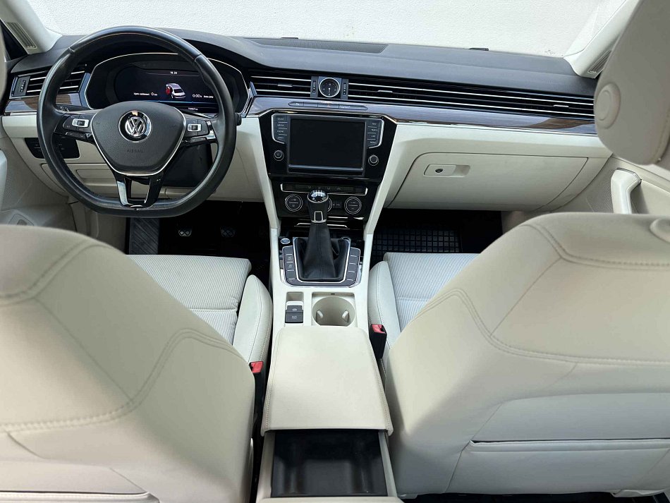Volkswagen Passat 1.8TSi 