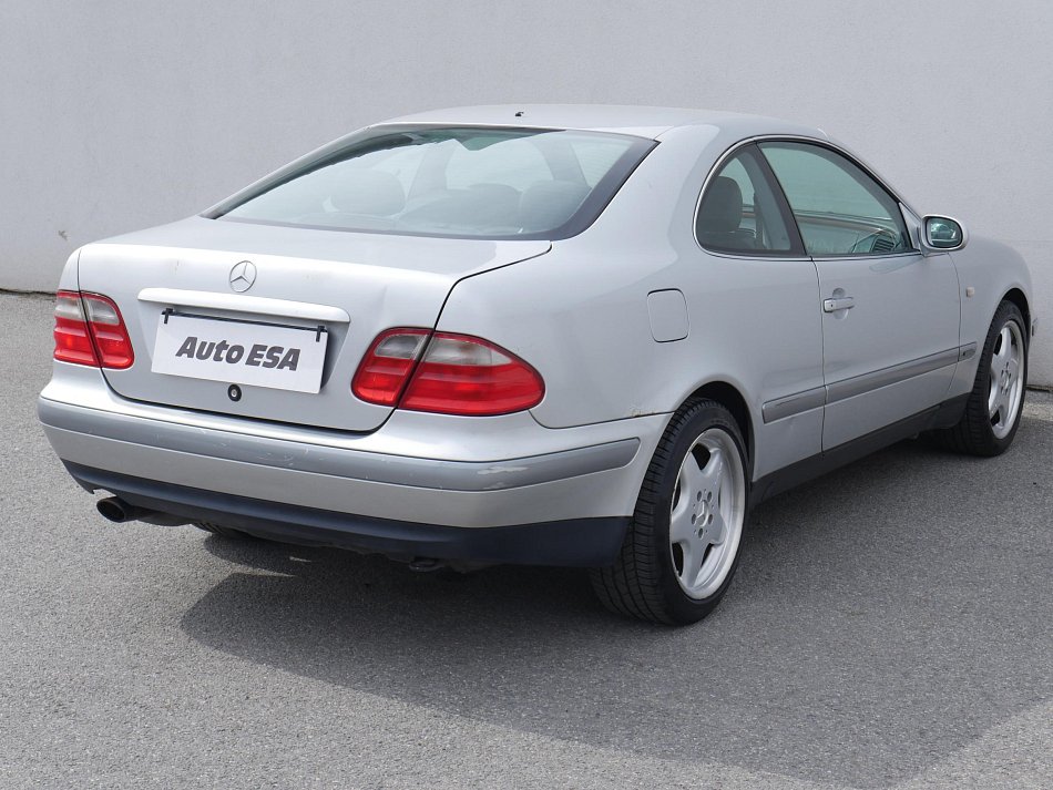 Mercedes-Benz CLK 2.3i  230 K