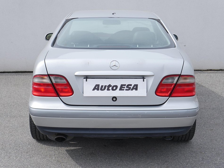 Mercedes-Benz CLK 2.3i  230 K