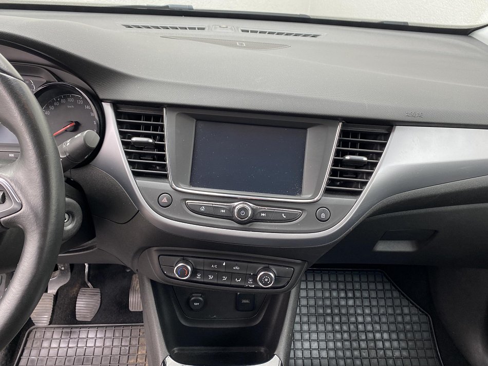 Opel Crossland X 1.2 i 
