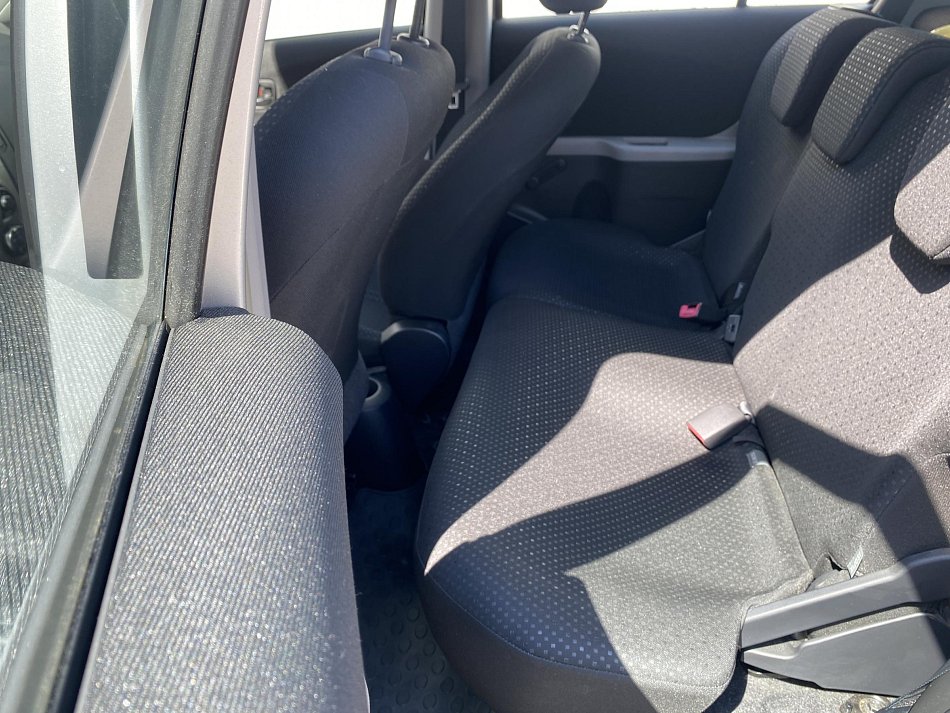Toyota Yaris 1.0 VVT-i 