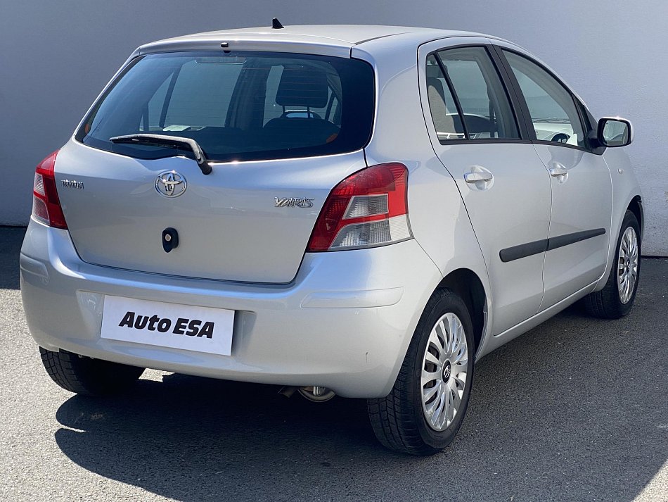 Toyota Yaris 1.0 VVT-i 