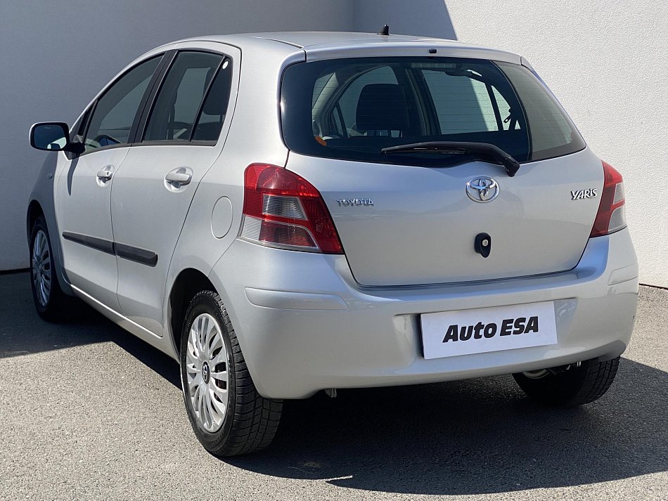 Toyota Yaris 1.0 VVT-i 