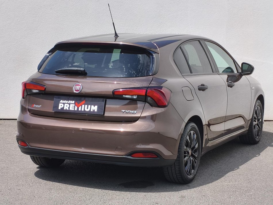 Fiat Tipo 1.4 i  Street