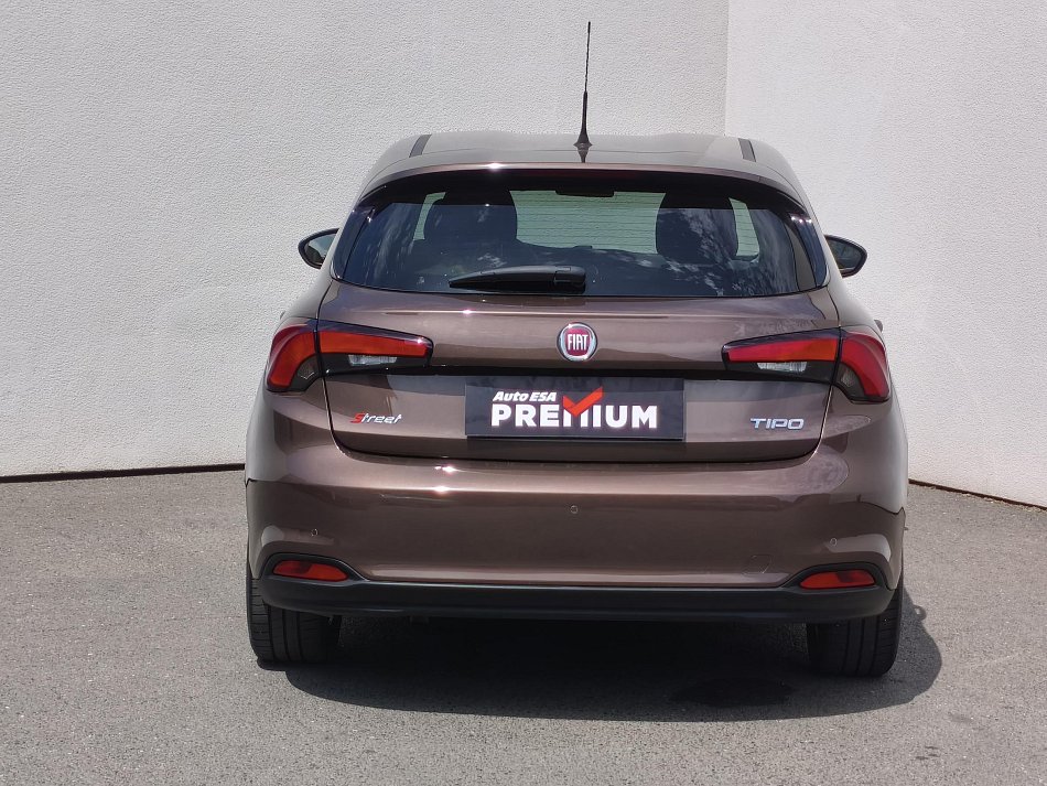 Fiat Tipo 1.4 i  Street