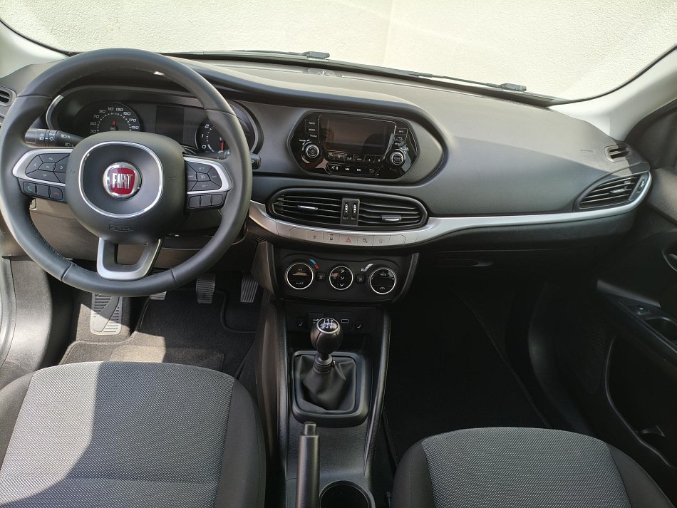 Fiat Tipo 1.4 i  Street