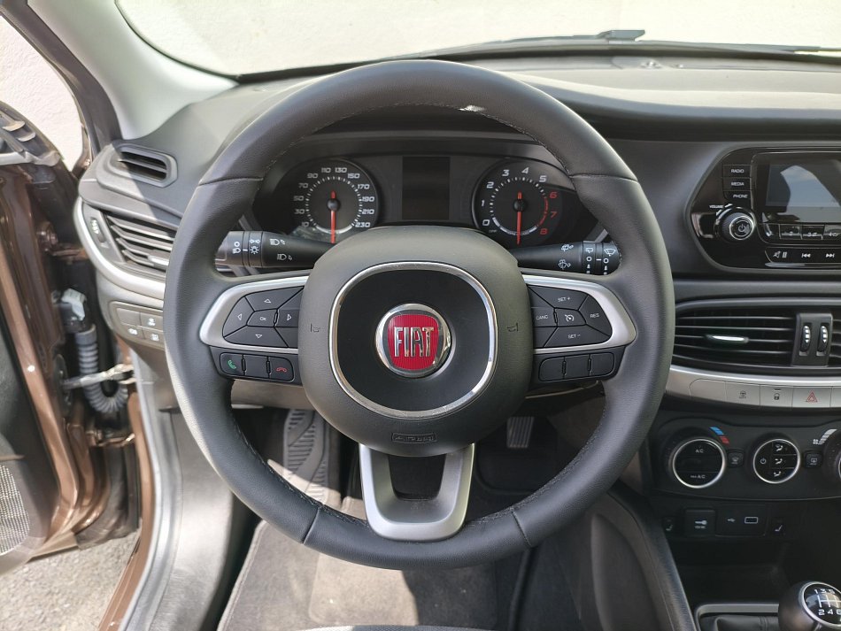 Fiat Tipo 1.4 i  Street